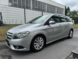 Silber Gebraucht 2014 Mercedes B180 Van / Kleinbus | 8.700 € (Superpreis)