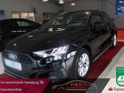 Brillantschwarz Gebraucht 2023 Audi A3 Sportback Basis Kombi | 22.450 € (Superpreis)