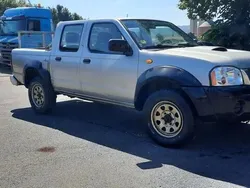 Grau Gebraucht 2002 Nissan PickUp Abholung | 4.599 €