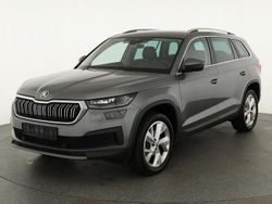 Graphite grau metallic Gebraucht 2023 Skoda Kodiaq Style SUV | 33.995 € (Fairer Preis)