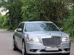 Grau Gebraucht 2014 Chrysler 300C Limousine | 13.499 € (Superpreis)