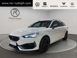 "candy" weiss Gebraucht 2021 Cupra Leon VZ Kombi | 25.750 € (Fairer Preis)