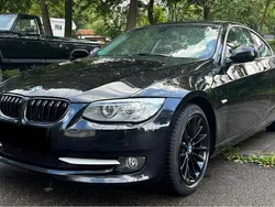 Schwarz Gebraucht 2011 BMW 325 Coupé | 8.999 € (Guter Preis)