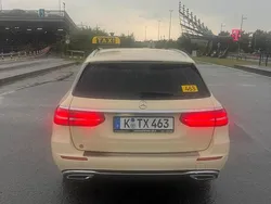 Gelb Gebraucht 2019 Mercedes E200 Kombi | 12.900 € (Teuer)