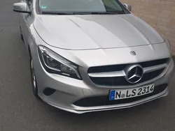 Silber Gebraucht 2017 Mercedes CLA200 Shooting Brake Kombi | 15.400 € (Guter Preis)