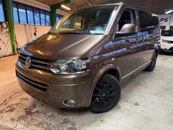 Braun Gebraucht 2013 VW Multivan Highline Van | 14.395 €