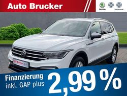 Weiss Gebraucht 2022 VW Tiguan Allspace Life SUV | 28.916 € (Fairer Preis)