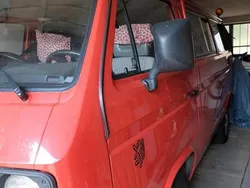Rot Gebraucht 1987 VW T3 Van | 15.000 €