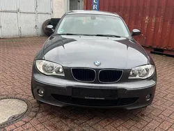 Grau Gebraucht 2006 BMW 116 Kleinwagen | 3.000 €
