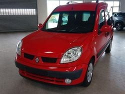 Rot Gebraucht 2007 Renault Kangoo Campus Van / Kleinbus | 3.500 € (Fairer Preis)