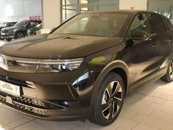 Schwarz Gebraucht 2024 Opel Grandland X SUV | 35.490 € (Etwas zu teuer)