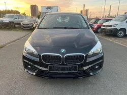 Schwarz Gebraucht 2016 BMW 218 Active Tourer Advantage Van / Kleinbus | 9.400 € (Superpreis)