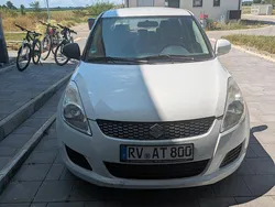 Schwarz Gebraucht 2012 Suzuki Swift Limousine | 4.100 € (Superpreis)
