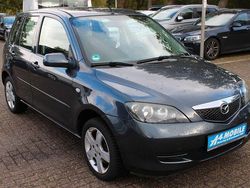 Grau Gebraucht 2006 Mazda 2 Active Van / Kleinbus | 2.499 € (Etwas zu teuer)