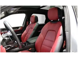 Silber Gebraucht 2024 Porsche Cayenne SUV | 116.025 € (Fairer Preis)