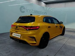 Gelb Gebraucht 2023 Renault Mégane IV R.S. Limousine | 53.299 €
