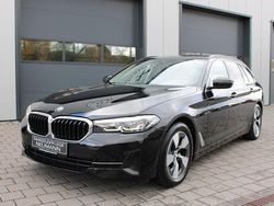 Schwarz Gebraucht 2023 BMW 520 Sport Line Kombi | 30.990 € (Guter Preis)