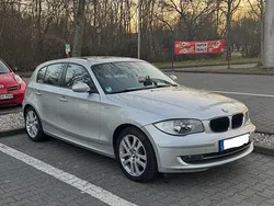 Grau Gebraucht 2007 BMW 120 Kleinwagen | 4.200 € (Fairer Preis)