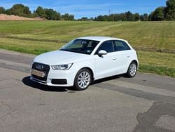 Weiß Gebraucht 2018 Audi A1 Sportback Kleinwagen | 11.100 € (Fairer Preis)