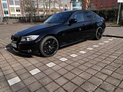 Schwarz Gebraucht 2009 BMW 318 Limousine | 5.700 € (Etwas zu teuer)