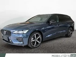 Blau Gebraucht 2024 Volvo V60 Plus Kombi | 41.890 € (Etwas zu teuer)