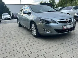Silber Gebraucht 2012 Opel Astra Limousine | 7.100 € (Etwas zu teuer)