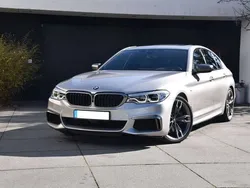 Rhodonitsilber metallic Gebraucht 2018 BMW 550 Limousine | 49.950 € (Fairer Preis)