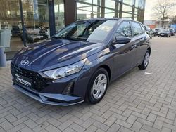 Aurora grey Gebraucht 2025 Hyundai i20 Select Kleinwagen | 22.390 € (Teuer)