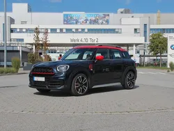 Schwarz Gebraucht 2023 Mini Cooper Kleinwagen | 35.800 €