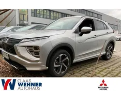 M) (silber Gebraucht 2022 Mitsubishi Eclipse Cross Plus SUV | 29.900 € (Teuer)