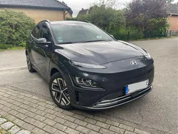 Schwarz Gebraucht 2022 Hyundai Kona Prime SUV | 23.900 € (Fairer Preis)