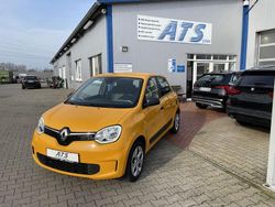 Gelb Gebraucht 2020 Renault Twingo Life Kleinwagen | 6.490 € (Superpreis)
