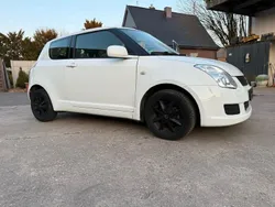 Weiß Gebraucht 2010 Suzuki Swift Basic Kleinwagen | 1.500 € (Guter Preis)