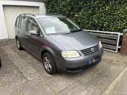 Silber Gebraucht 2003 VW Touran Van / Kleinbus | 1.800 € (Fairer Preis)