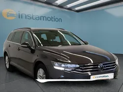 Grau Gebraucht 2022 VW Passat Kombi | 25.399 € (Fairer Preis)