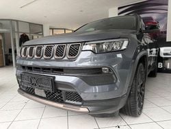 Grau Gebraucht 2022 Jeep Compass Limited SUV | 21.690 € (Superpreis)