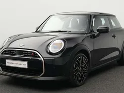 Schwarz Gebraucht 2024 Mini Cooper S Kleinwagen | 27.683 € (Guter Preis)