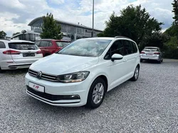 Weiß Gebraucht 2020 VW Touran Comfortline Van / Kleinbus | 14.999 € (Superpreis)