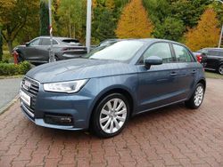 Blau (metallic) Gebraucht 2017 Audi A1 Kleinwagen | 16.990 € (Teuer)