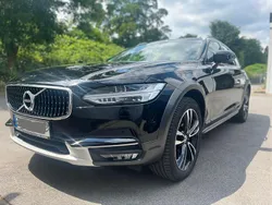 Schwarz Gebraucht 2019 Volvo V90 CC Pro Kombi | 30.999 € (Fairer Preis)