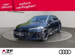 Mythosschwarz metallic Neu 2025 Audi RS3 Kleinwagen | 84.735 €