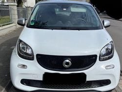 Weiß Gebraucht 2017 Smart ForFour Limousine | 6.999 € (Guter Preis)