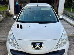 Gebraucht 2011 Peugeot 206+ Kleinwagen | 1.750 €