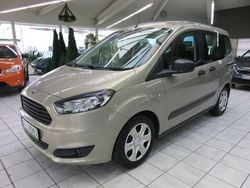 Silber Gebraucht 2016 Ford Tourneo Courier Ambiente Van / Kleinbus | 9.990 € (Guter Preis)