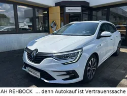Weiß Gebraucht 2022 Renault Mégane IV Intens Limousine | 19.880 € (Etwas zu teuer)