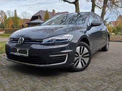 Grau Gebraucht 2020 VW Golf Limousine | 13.328 € (Guter Preis)