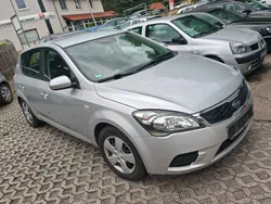 Silber Gebraucht 2010 Kia Ceed Vision Kombi | 3.490 € (Superpreis)