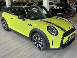 Gelb Gebraucht 2022 Mini Cooper Cabriolet Classic Cabrio | 27.900 € (Etwas zu teuer)