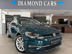 Grün Gebraucht 2017 VW Golf VII Highline Limousine | 16.990 € (Etwas zu teuer)