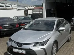 Silber Gebraucht 2019 Toyota Corolla Limousine | 16.900 € (Superpreis)